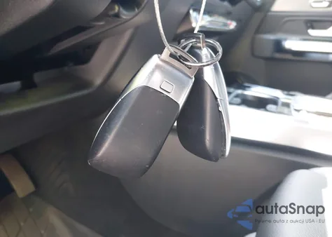 2020 Mercedes-Benz Glb 250 4Matic from USA, damaged, VIN W1N4M4HB6LW026356